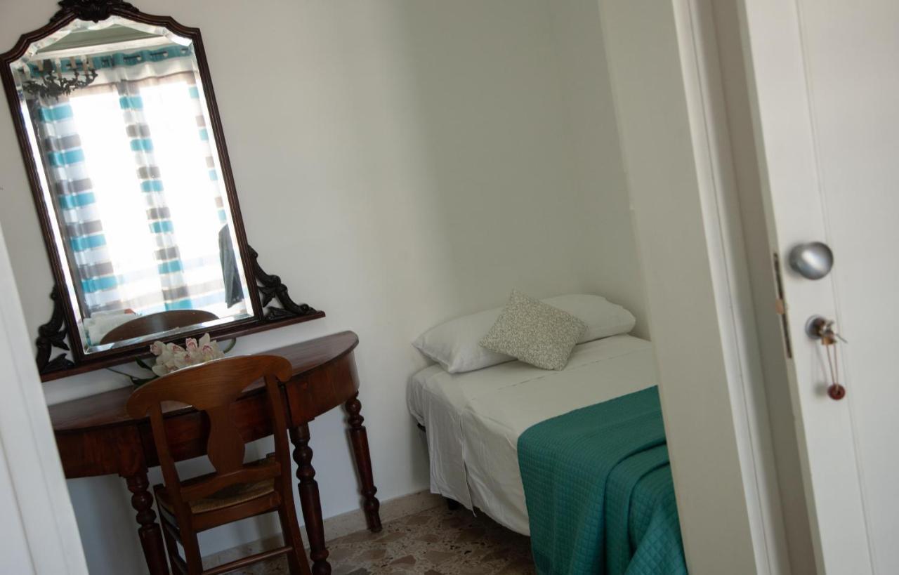 バレストラーテ Orlando Bayview Bed & Breakfast エクステリア 写真