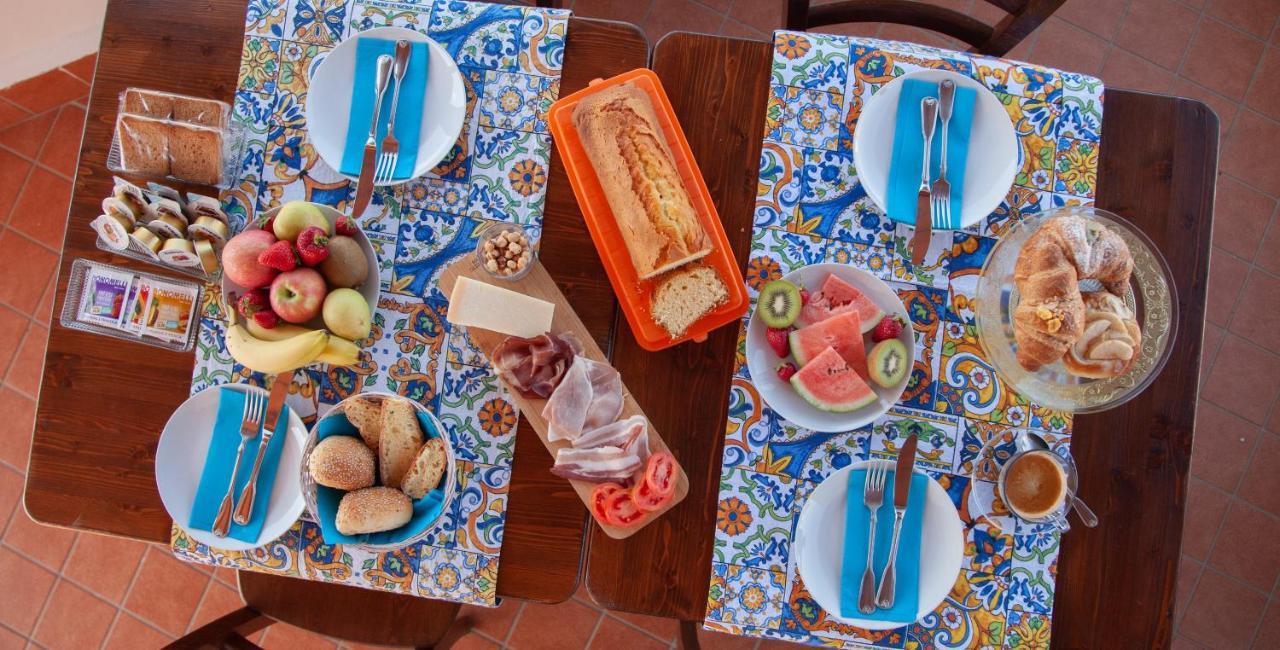 バレストラーテ Orlando Bayview Bed & Breakfast エクステリア 写真