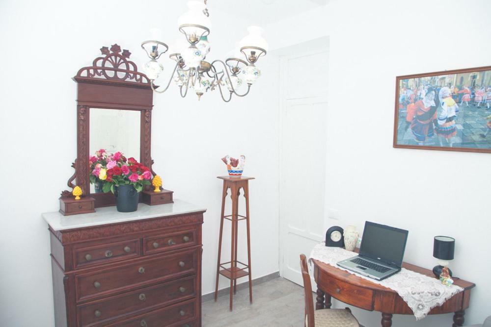 バレストラーテ Orlando Bayview Bed & Breakfast エクステリア 写真